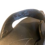 Clarks  Sandals Women's Size 6 Metallic Platform Leather Photo 6