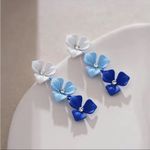Blue/white Gradient Alloy Flower Design with imitation rhinestone Decor Earrings Blue Photo 5