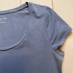 Ann Taylor - Women’s Blue Short Sleeve Top - Size Small. Photo 3