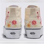 Vans  Sk&-Hi Tapered Stackform Shoe
VN000CN5FRL Women Size 8.5 US Photo 3