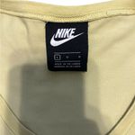 Nike ESSENTIAL SHORT SLEEVES CROP
YELLOW shirt size large Photo 2