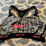 Nike Pro Sports Bra Photo 0