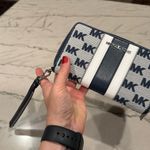 Michael Kors Jet Set Travel Large Striped Logo Jacquard Smartphone Wristlet Photo 1