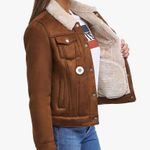 Levi's Women's Classic Sherpa Lined Trucker Jacket Cognac Photo 3