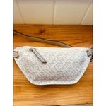 Jones New York Signature Fanny Bag Belt Off White Gray Front & Back Zipper Photo 2