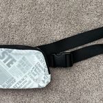 Lululemon  Everywhere Belt Bag 1L Newspaper Photo 0