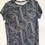 Nike  Running Large L Dri-Fit Short Sleeve Top Activewear T-shirt Photo 1