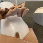 Frye NWOT  & Co Evie 2 Band Suede Leather Sandals Beachy Tan Womens Size 11 Photo 9