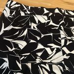 Mario Serrani Black & White Shorts Photo 2