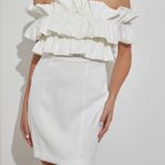 DO+BE  boutique Off The Shoulder Ruffle Dress white size Large Photo 0