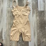 Maidenform  one piece shapewear Photo 2