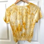 Heart and Hips yellow short sleeve tie front top Photo 3