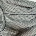 BiBi Gray Lightweight Waffle Knit Notched Neckline Long Sleeve Shirt Size XL Photo 6