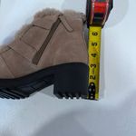 NWT Violet and Red Women's Beige Hailey Taupe Fur Suede Leather Boots Size 6.5 Photo 6