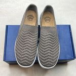 White Mountain  Courage Knit Sneakers- Silver Color- Size 9 Photo 8