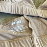 SKIMS Wireless Nude adjustable strap bra/sports bra Photo 4