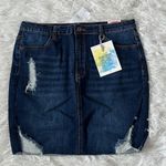 Rue 21 Women’s raw hem high rise blue denim skirt size Large Photo 2