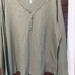 st. john's bay  Sage Long Sleeve Tee size XXL Photo 7