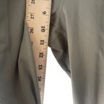 Yogalicious Lux Women's Size Small Sage Green Cropped Leggings Photo 8