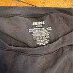 SKIMS  Fits‎ Everyone LS Tee Photo 2