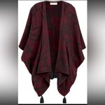 Cleobella  Sevigny Capelet Shawl Poncho Throw Cape
Wrap, In Excellent Condition Photo 3