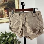 Max Rave Shorts Womens 7 Juniors Pockets Button Cuff Pants 4" Inseam Set Of 2 Photo 0