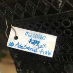 Jasmine NEW  B Embroidered Sequin V-Neck Short Sleeve Bridal Dress Size 10 Photo 5