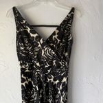 William B Dress Womens 4 Black White Floral Silk Sleeveless V Neck Made USA Photo 1
