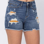 Judy Blue  floral patch distressed denim‎ jeans Photo 0