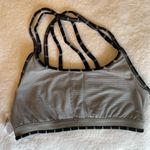 Athleta Full Focus Sports Bra Sz XS - striped Black gray excellent condition Photo 4