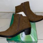 Easy Street NIB $55 Brown Matte Dawnta Strap Harnessed 2” Heel Bootie 7 Photo 2