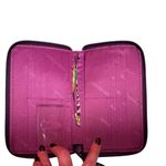 Vera Bradley  Set Y2K crossbody bag and Wristlet in the "Plum Crazy" pattern Photo 10