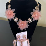 Neutral Flower & Gems Necklace .. Time And Tru Brand with statement earrings Photo 0