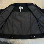 Liz Claiborne  denim jacket dark wash size medium Photo 14