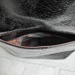 Hobo International Shoulder Bag Black Polished Leather Bucket Brown Piping Trim Photo 8