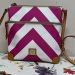 Dooney & Bourke Magenta and White Chevron Crossbody Bag Pebbled Leather Photo 0