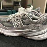 New Balance  990 Women’s Sneakers Photo 1