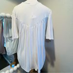 DOWN EAST white top size medium new with tag butterfly sleeves pleated Photo 4