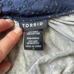 Torrid  Super Soft Crew Neck Eyelet Yoke Cold Shoulder Top Navy Blue size 2x Photo 4