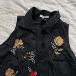 90s Black linen embroidered floral sleeveless blouse yellow red roses Size small Photo 3