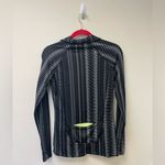 Under Armour Women’s Under Armor Black Pattern Quarter Zip Pull Over All Season Sz S Photo 3