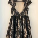 Alice + Olivia Jayna Lace Open Back Dress in Black Photo 9