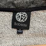 Bobeau  sweatshirt zip up jacket.  Cropped. Size Medium. Photo 2