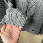 Cotton Emporium Distressed cable knit sweater size large Photo 3