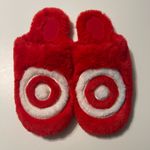 Target NWT Viral Red Faux Fur Bullseye Slippers Scuffs L 9/10 Wondershop Photo 1