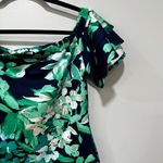 Venus floral flutter sleeve dress Size Small Photo 4