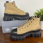 Palladium Revolt Hi Tx Safari Platform Sneaker Boots Women’s Size 6.5 Photo 2
