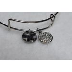 Source Unknown Trendy Simple Stainless Steel Charm Casual Like New Bracelet Photo 1