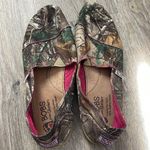 Bob’s Skechers Camouflage Slip Photo 5