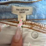 Madewell  The Mom Jean Blue Denim Shorts Size 32 Photo 3